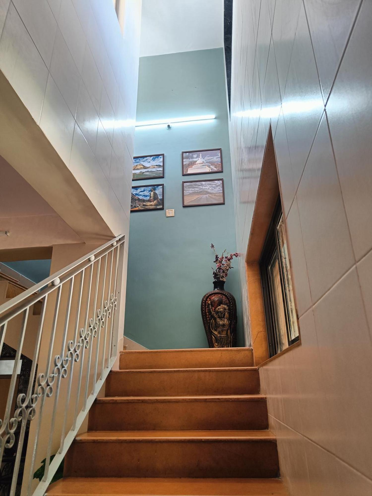 Ladakh House- 3 Bhk Ladakh Themed Villa Near Matheran Нерал Екстериор снимка
