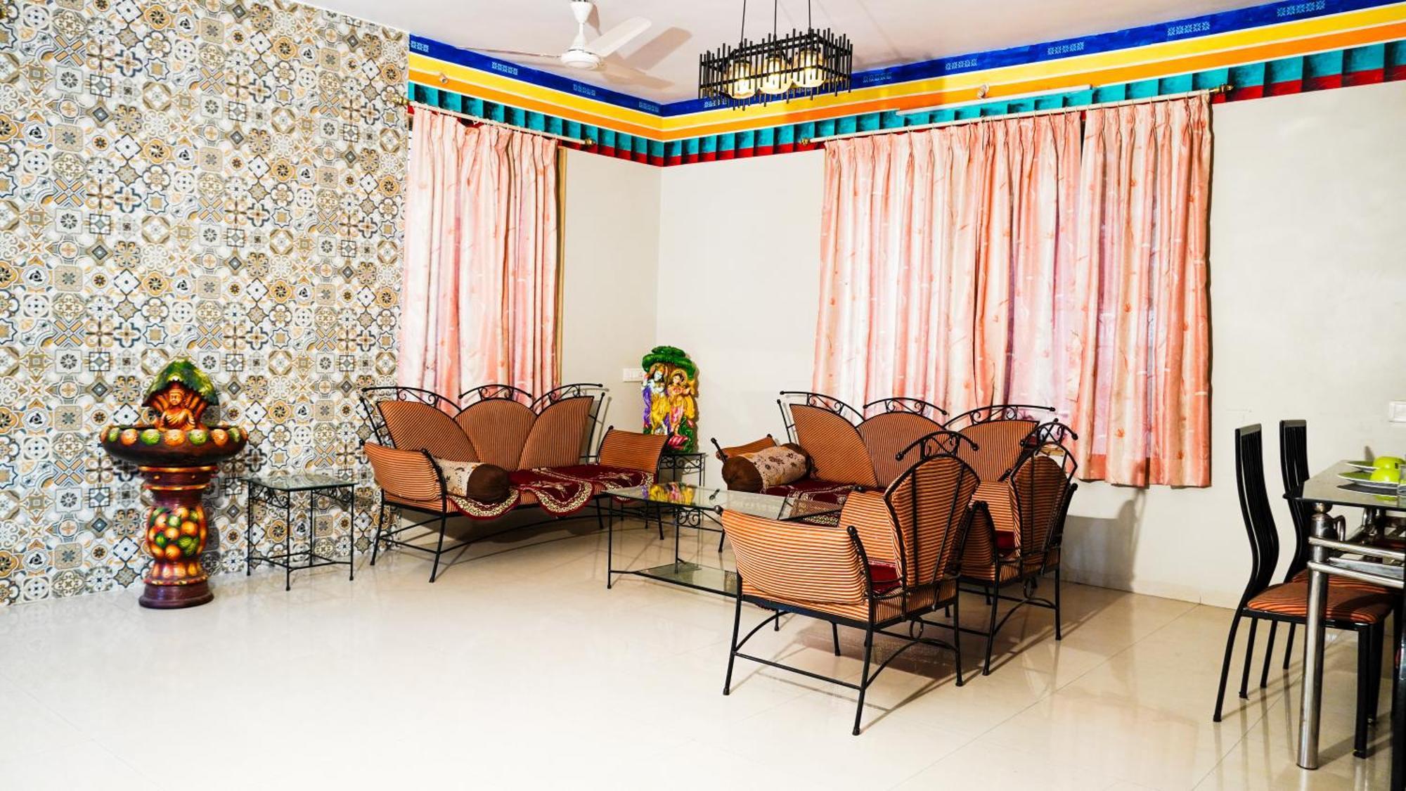Ladakh House- 3 Bhk Ladakh Themed Villa Near Matheran Нерал Екстериор снимка